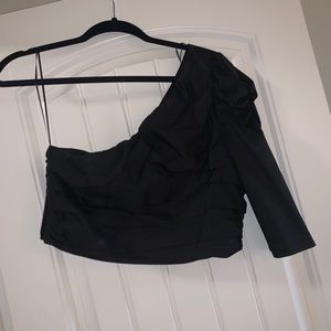 One shoulder crop top